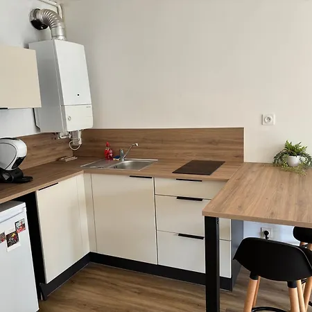 - Bord De 公寓 莱萨布勒-多洛讷