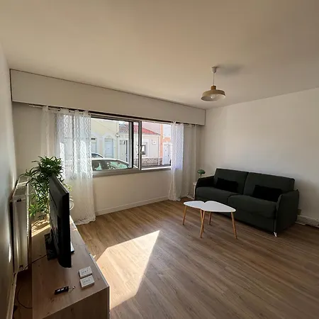 Apartment - Bord De Les Sables-d'Olonne