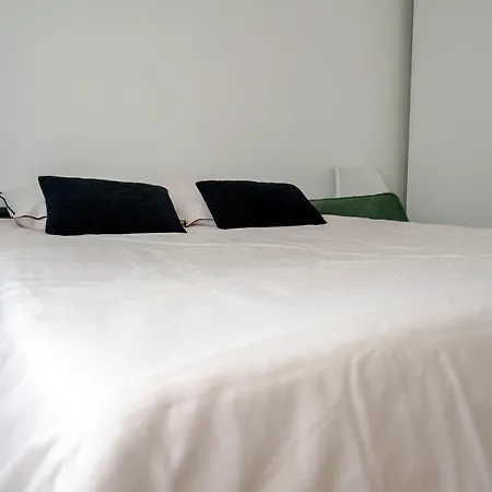 Apartment - Bord De